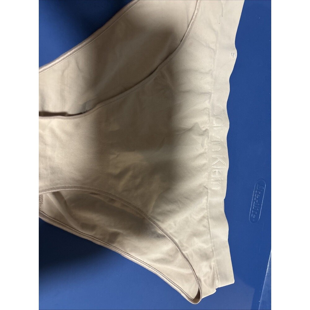 Calvin Klein Women's Cotton Bikini Underwear - Nude Size Large